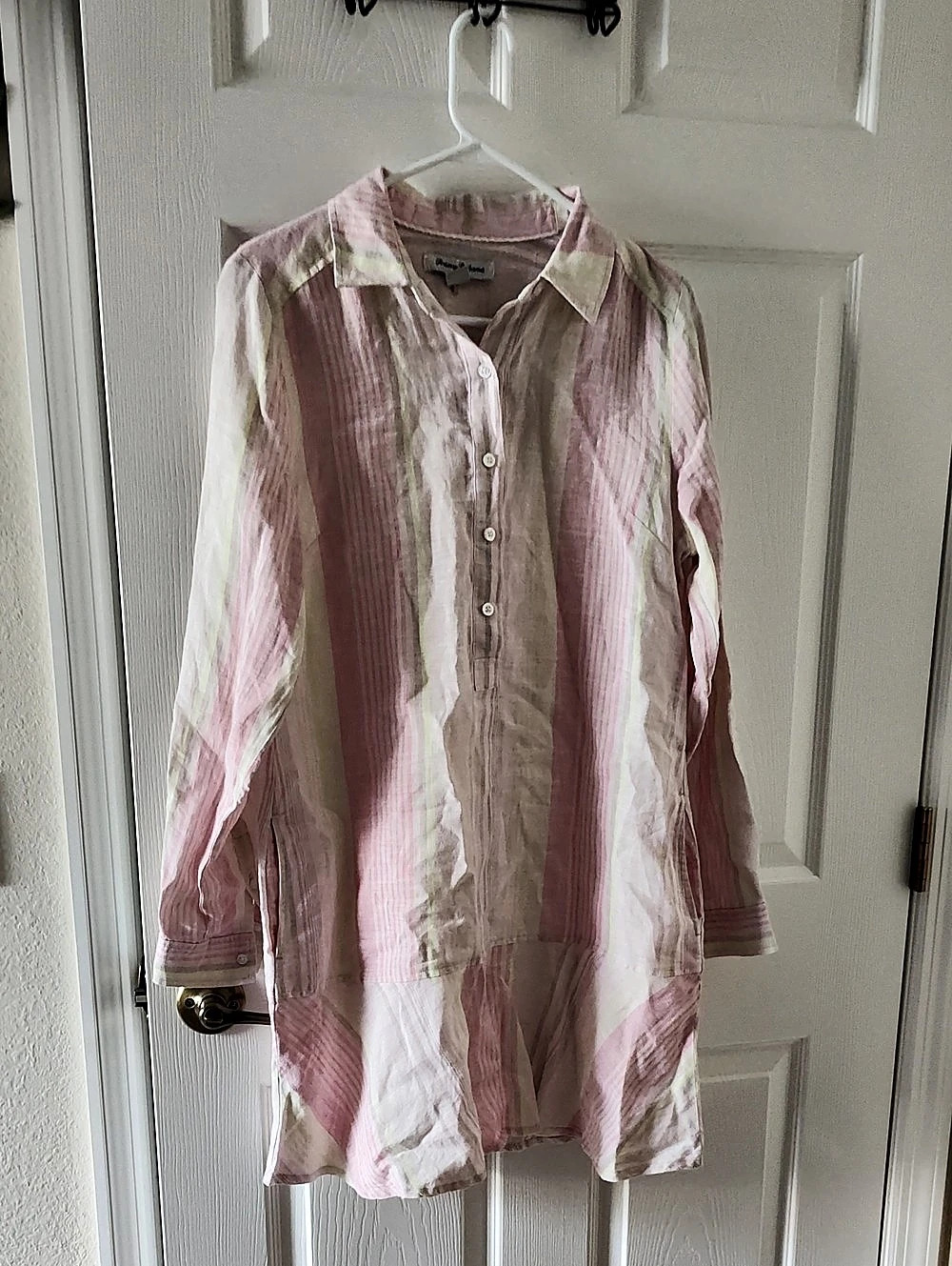 Tommy Bahama Striped Linen Button Down in Pink & White Size Small